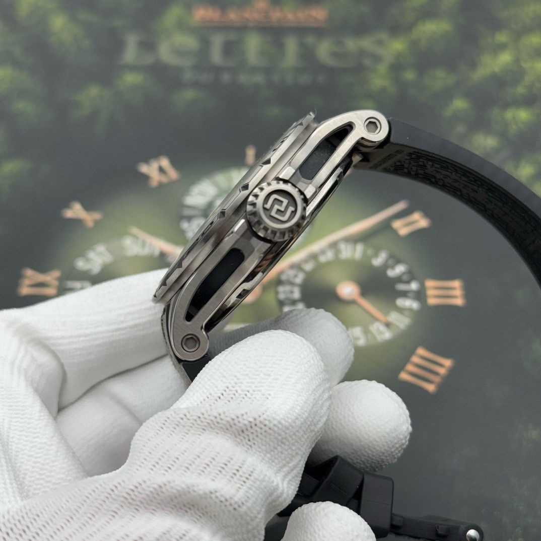 Roger Dubuis RDDBEX0748 鈦合金 Lamborghini