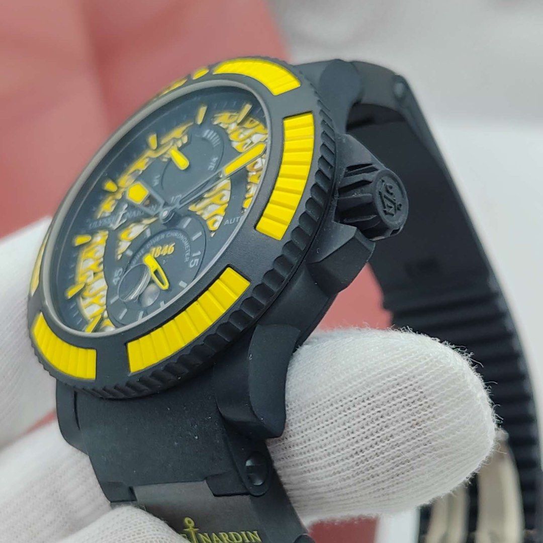 ULYSSE NARDIN 263-92B4-3C/924 (未使用品 用色大膽)