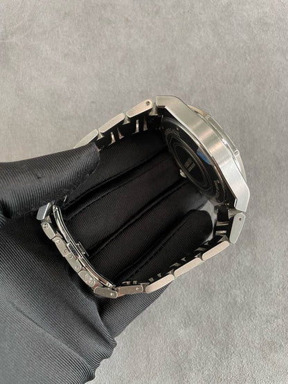 芝柏 Girard Perregaux Laureato

81020-11-431-11A GP03300