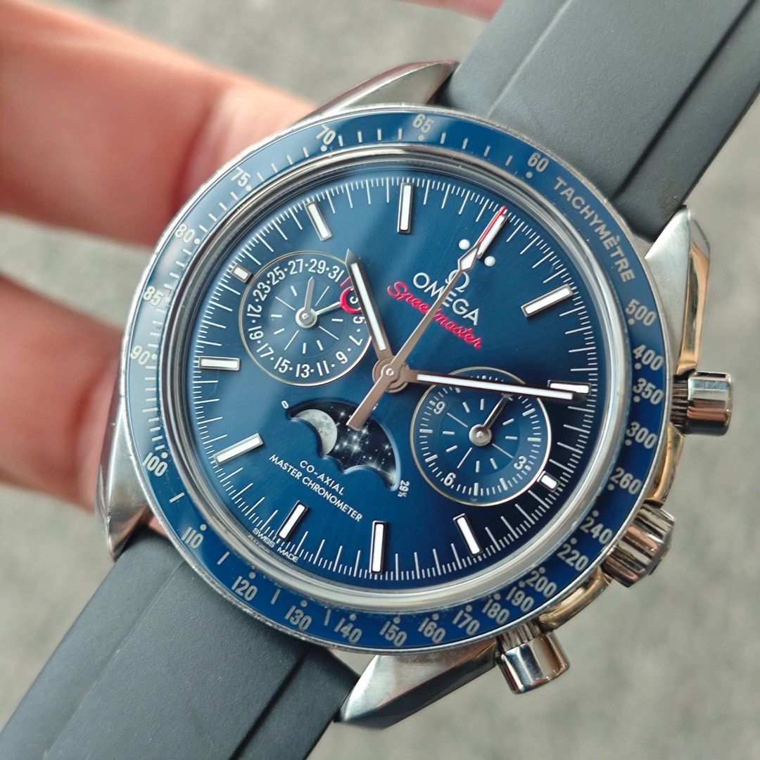 23年全套 99新兩帶 Omega Speedmaster Moonphase 超霸系列 月相 304.33.44.52.03.001 (近六折)