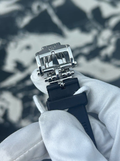 芝柏 Girard Perregaux 桂冠 81005-11-131-BB6A