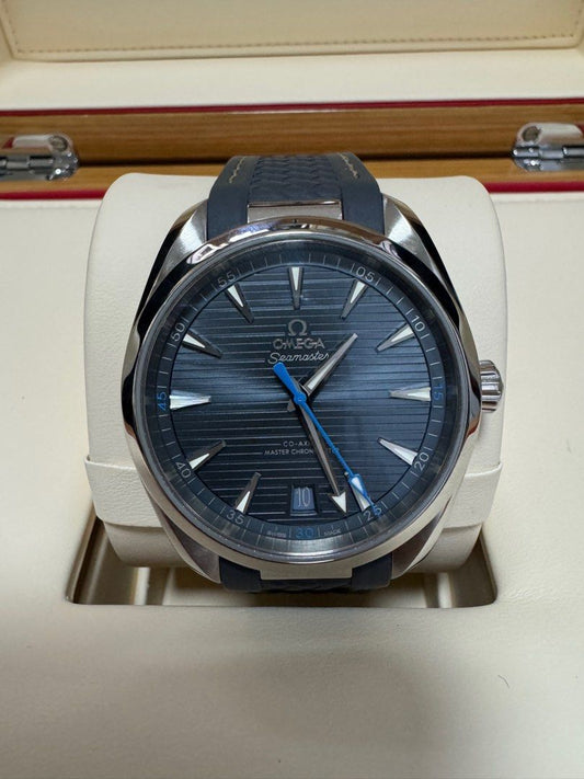 22年全套 五年國際保 Omega AQUA TERRA 150米 (極近新)