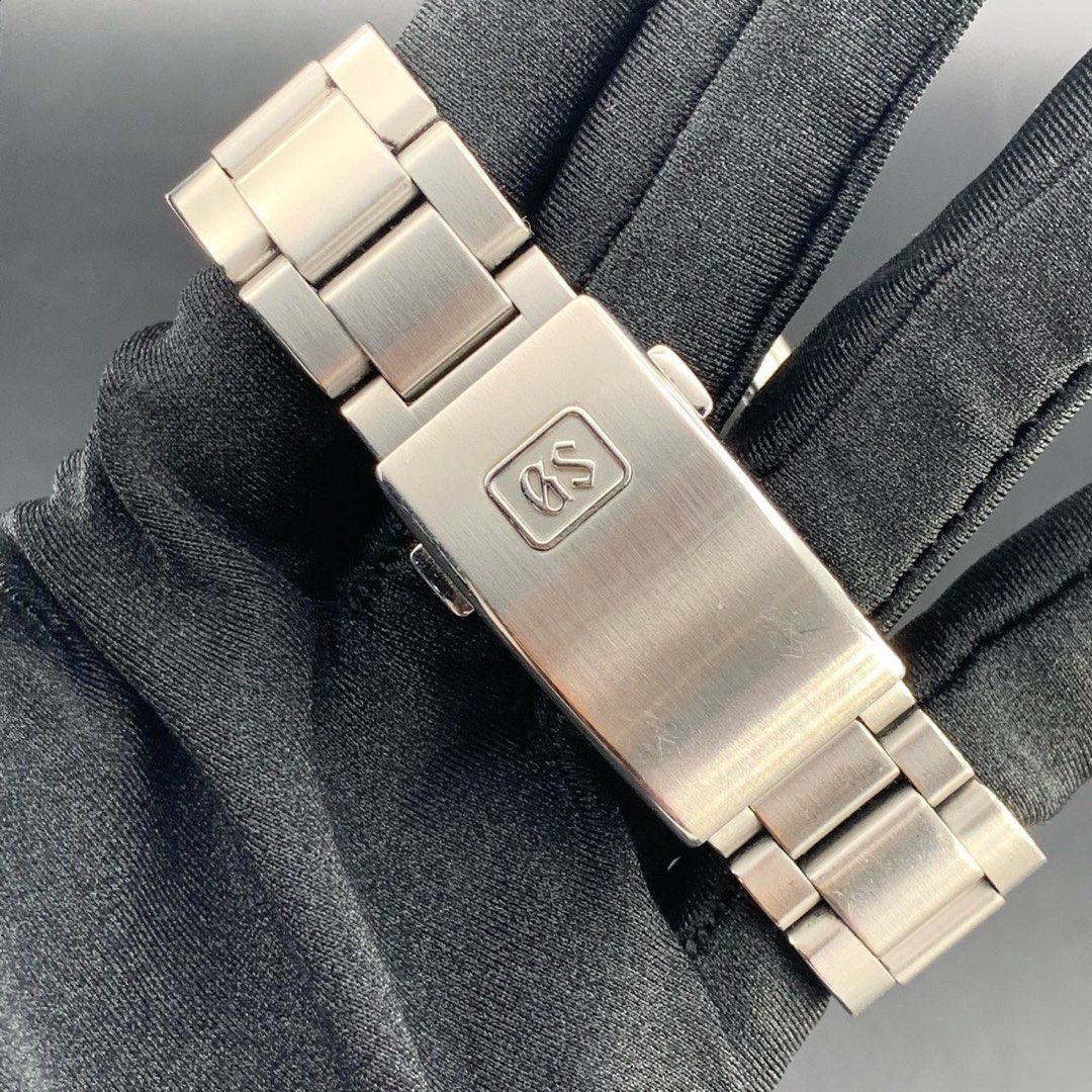 半價99新 人人都買隻 Grand Seiko GS SBGM245G GMT