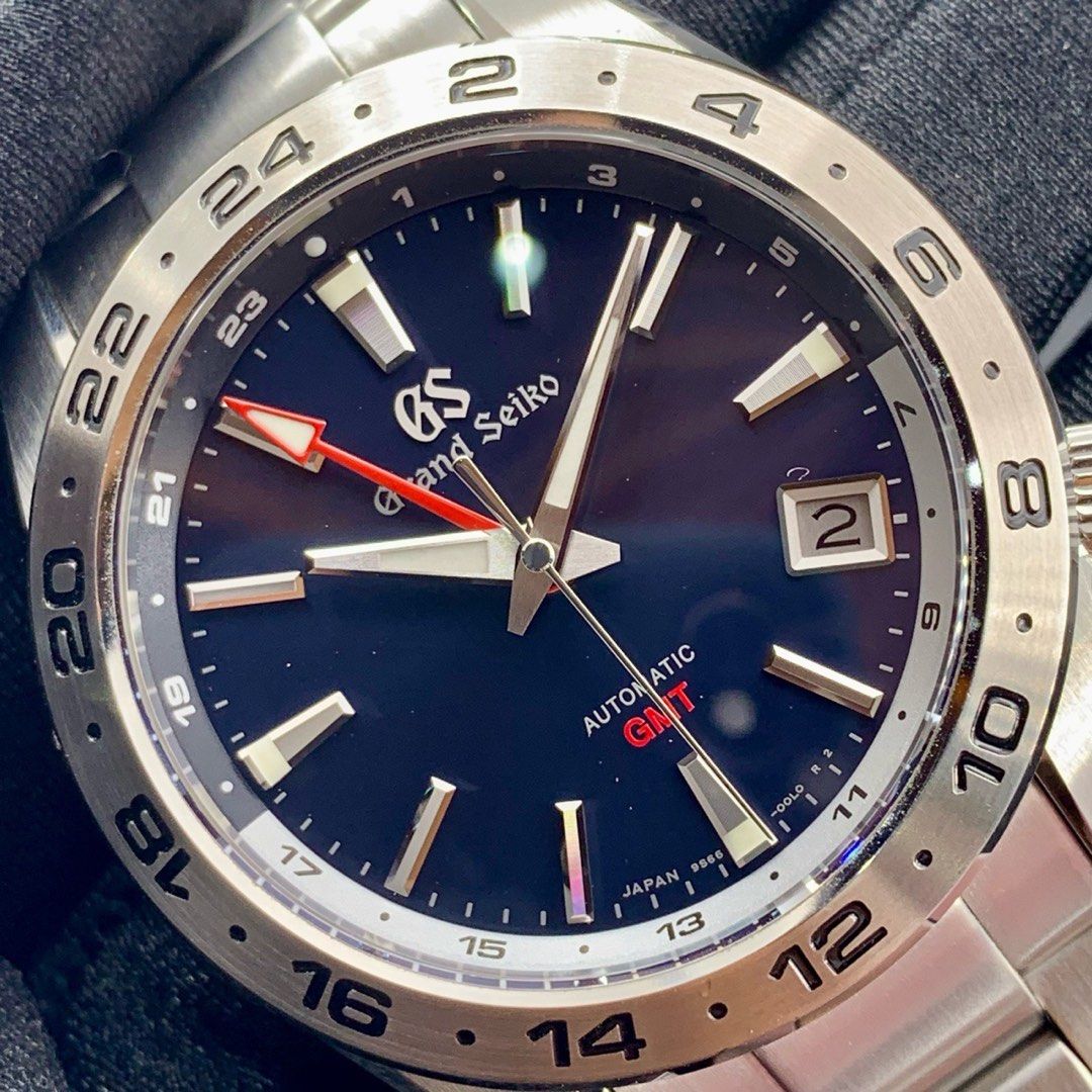 半價99新 人人都買隻 Grand Seiko GS SBGM245G GMT