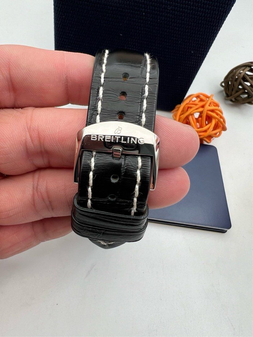 Breitling A17326211B1P2