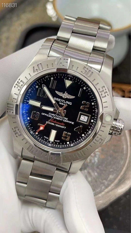 Breitling Avenger A17331