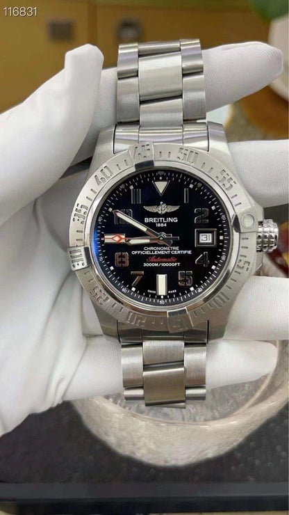 Breitling Avenger A17331