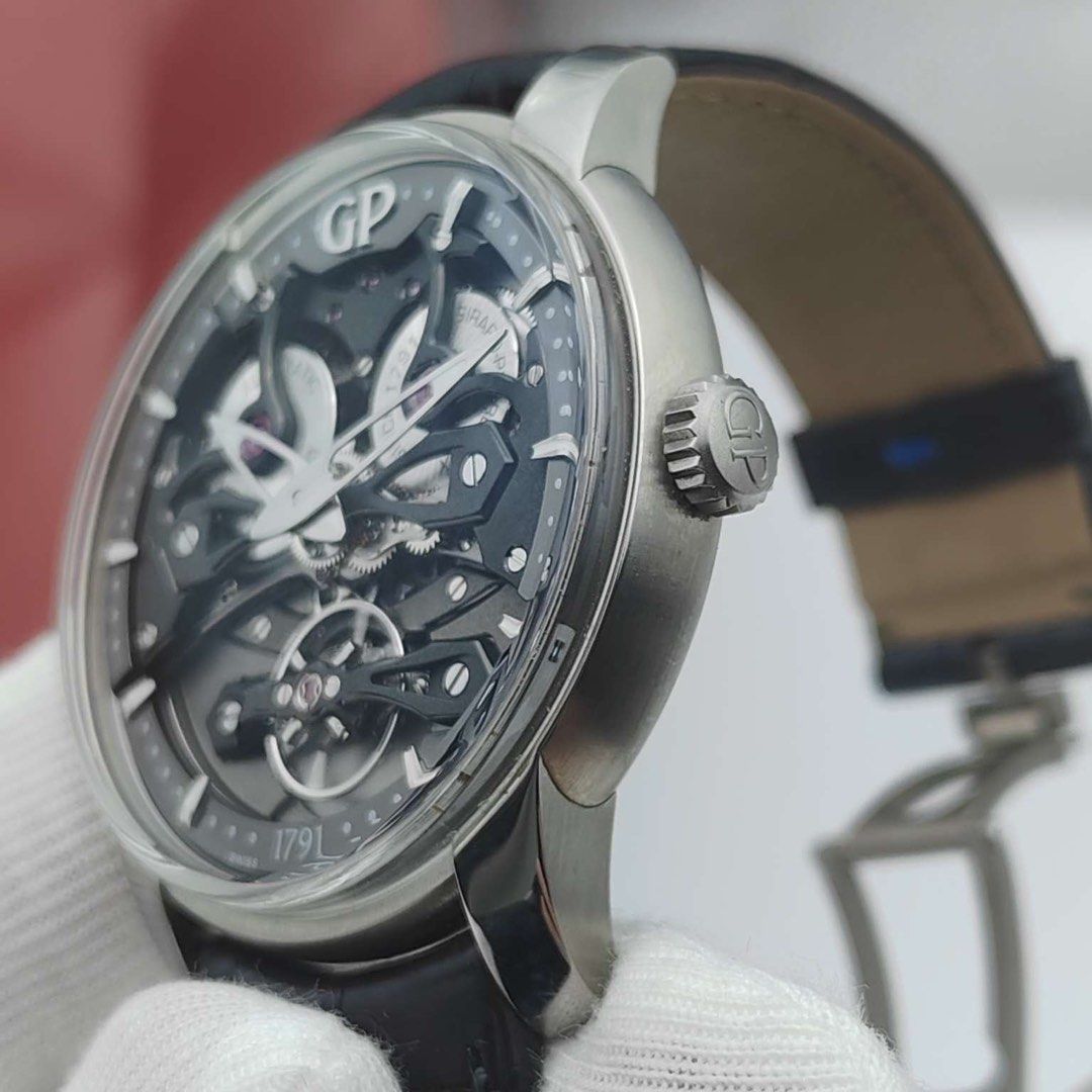 芝柏Girard Perregaux 天際行者84000 (獨家 港行 全套 絕不撞錶)