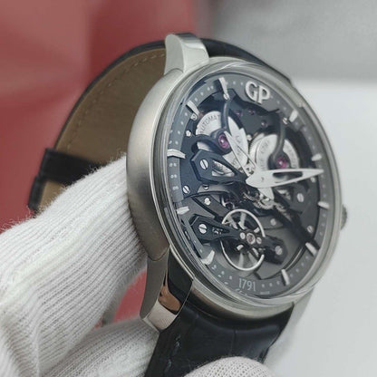 芝柏Girard Perregaux 天際行者84000 (獨家 港行 全套 絕不撞錶)