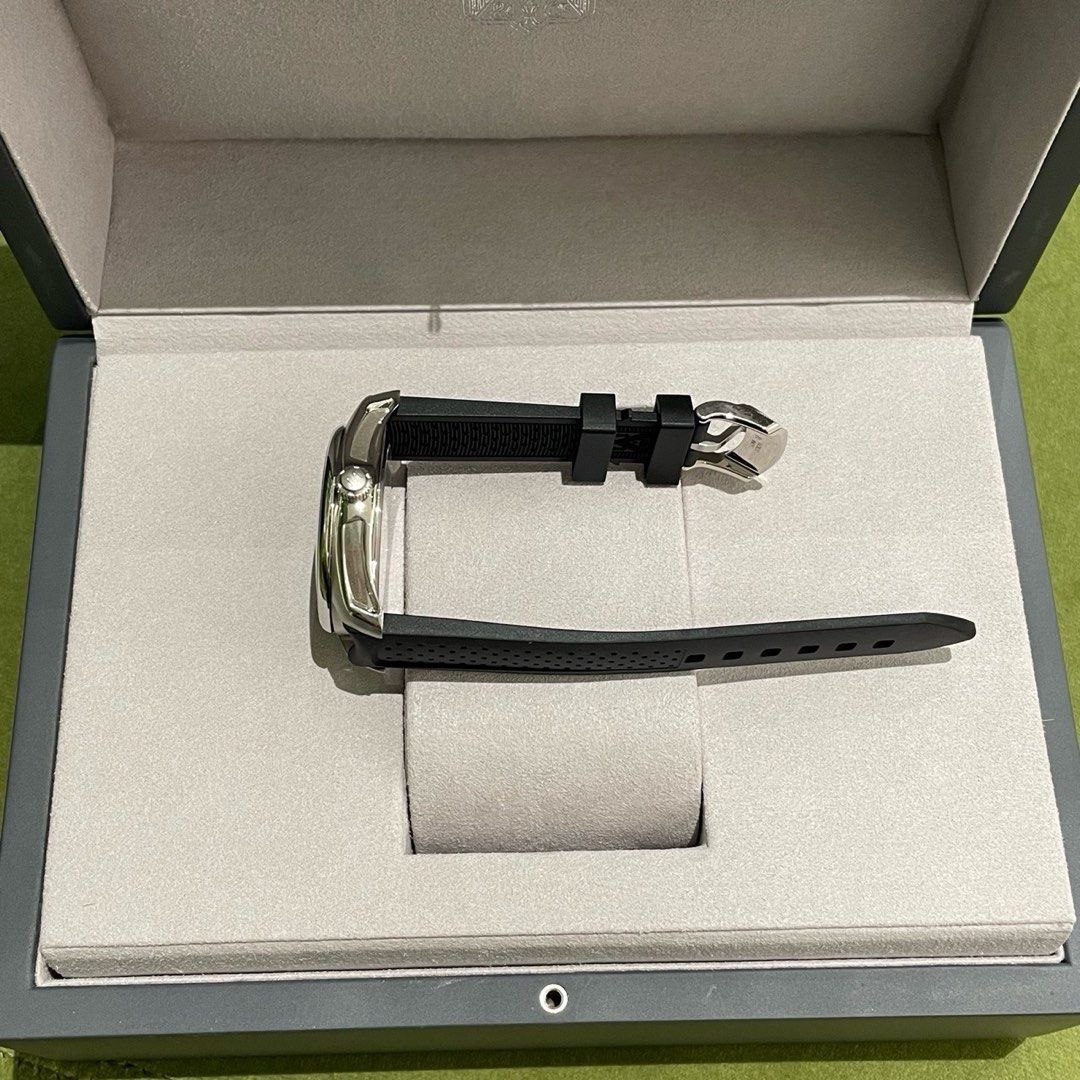H. Moser Pioneer 3201-1201 (全套全新 我的最愛)