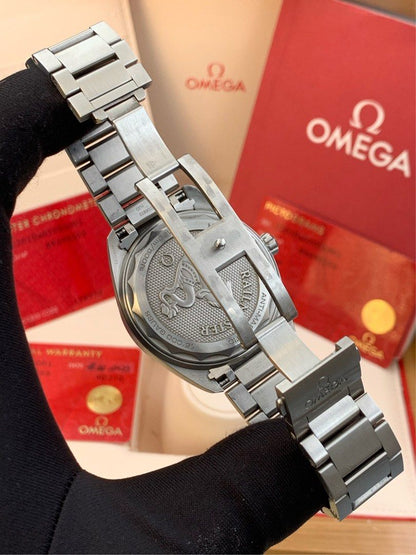 Omega 鐵霸 Railmaster 220.10.40.20.01.001 (全套全新未使用 歐米茄)