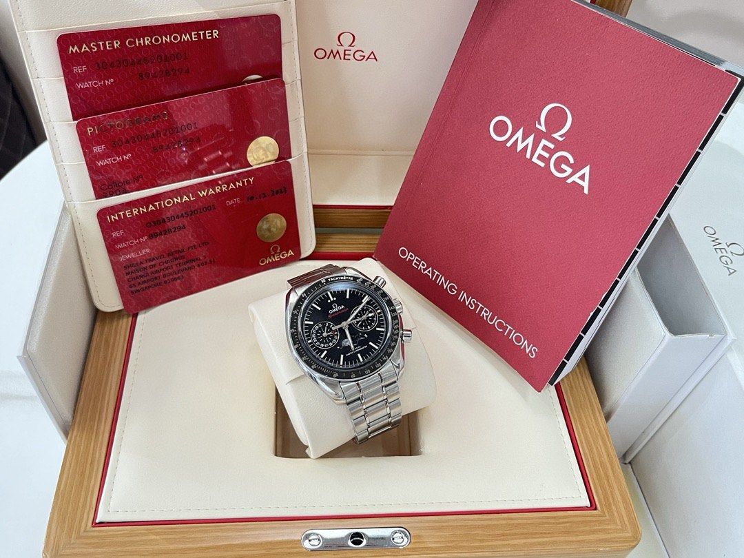 Omega Speedmaster 304.30.44.52.01.001
