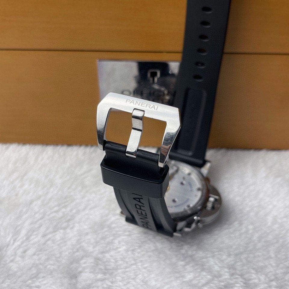 Panerai PAM00673