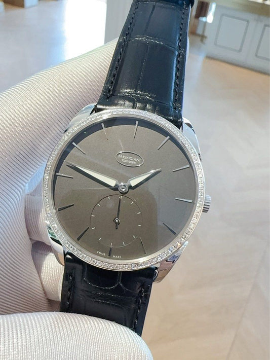 Parmigiani Fleurier PFC267-1260300-HA1421 (平到笑)