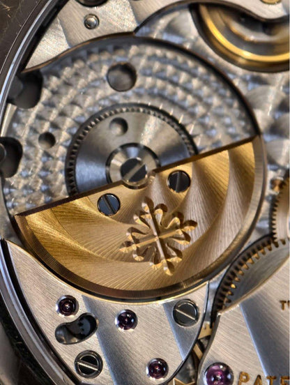Patek Philippe 5235G -001 (頂級靚貨 百達翡麗)