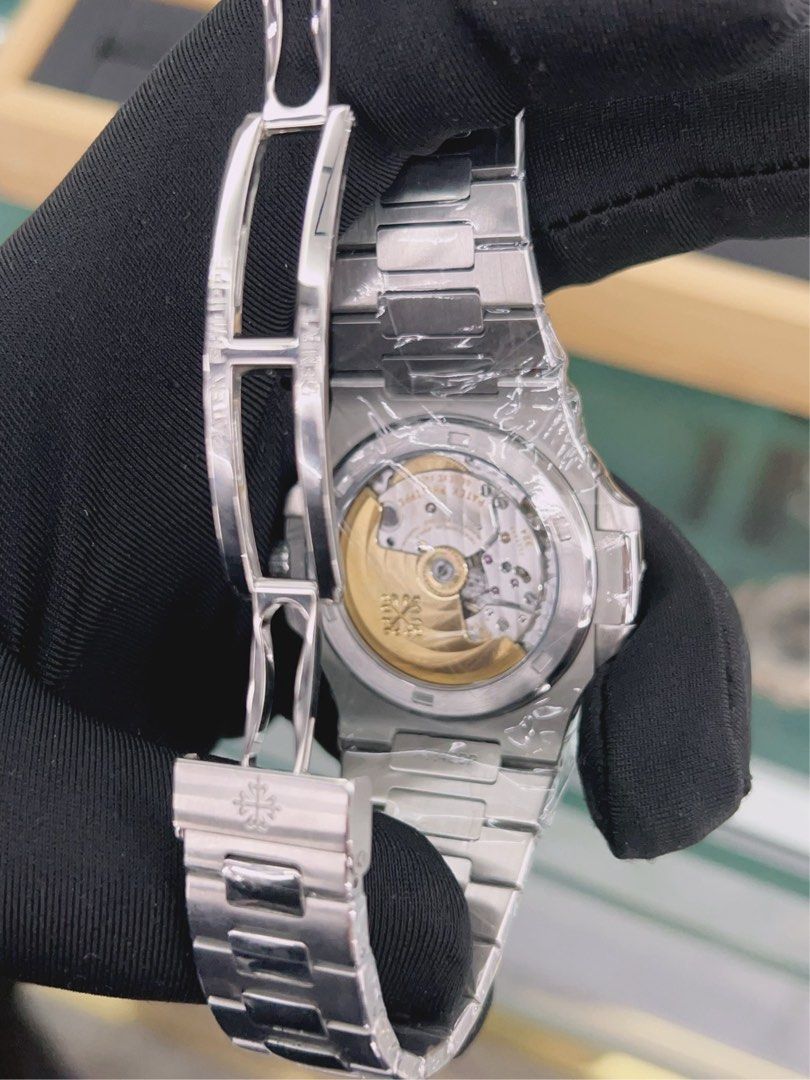 Patek Philippe Nautilus PP 5711/1A-010 5711 (升值必備 全套 鋼王 各年份)
