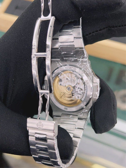 Patek Philippe Nautilus PP 5711/1A-010 5711 (升值必備 全套 鋼王 各年份)