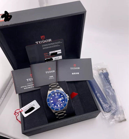 Tudor 帝陀 23年 25600 (抵玩到喊 碧咸之選)