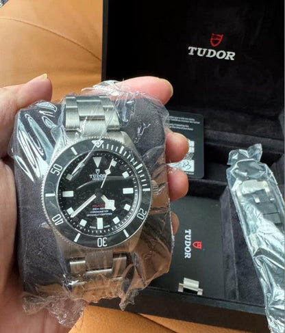 帝陀tudor 單紅 25407N PELAGOS 39 (又抵又新)