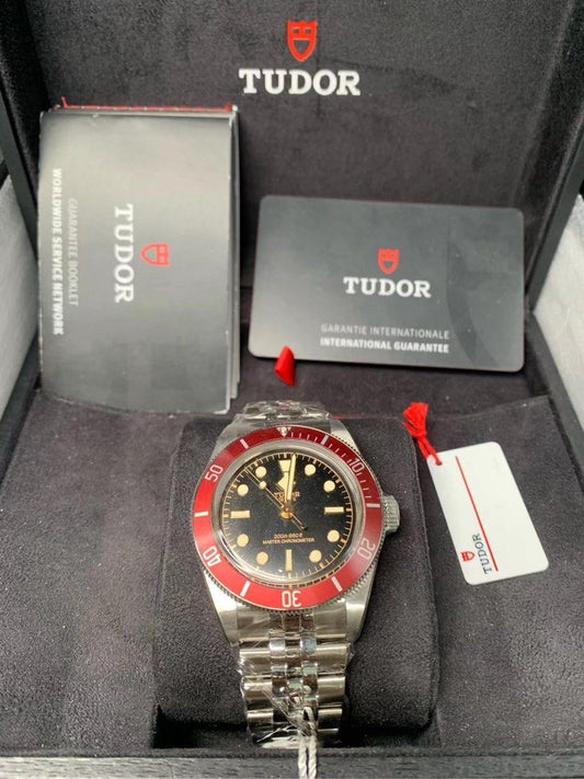 Tudor 帝陀 7941A1A0RU BLACK BAY 紅圈珠帶