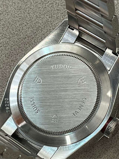 Tudor Black Bay M79220R 79220R (小花版 懷舊即買 帝舵)