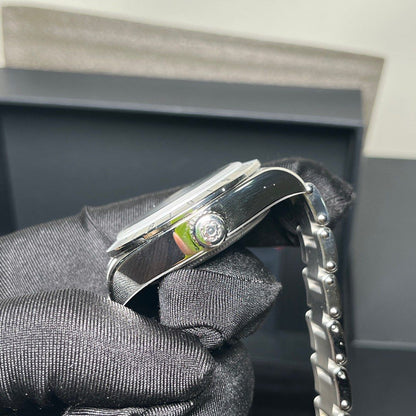 Tudor Black Bay Pro 79470 -0001