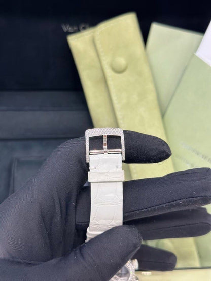 van cleef & arpels 女士版 新款情人橋 VCARO8TY00 (全套未用)